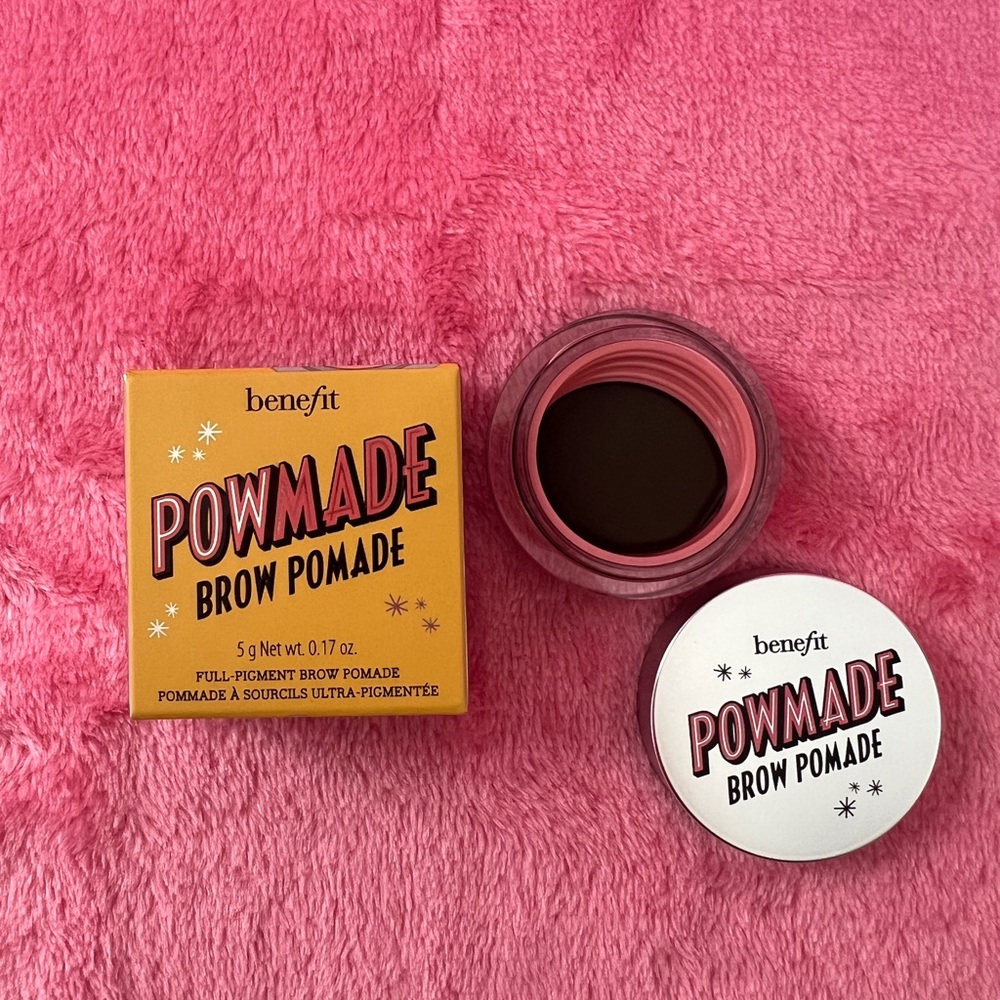Benefit POWMADE brow pomade!